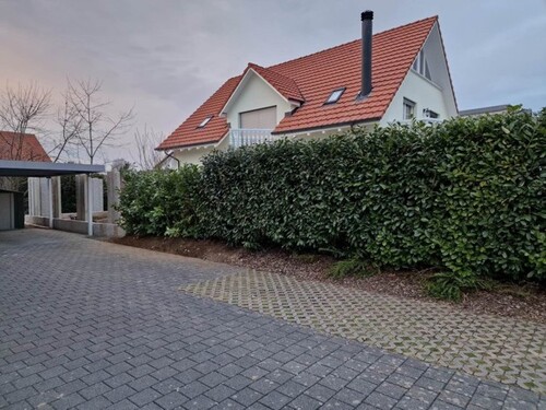 Bild 1 - Grosses Einfamilienhaus in Aargau zu verkaufen