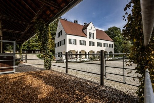 Bild 4 - Einfamilienhaus mit 400,00 m² in Geisenfeld zum Kaufen