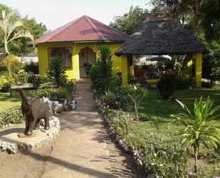 Cottage mit Grundstück in Kenia - Ukunda