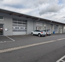 Gewerbeimmobilie mit Lagerhalle und Büros in Toplage - Leverkusen