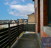 Balkon + Fußbodenheizung, Helle und freundliche 2-Raum-Wohnung zur Miete in Reichenbach - Reichenbach im Vogtland