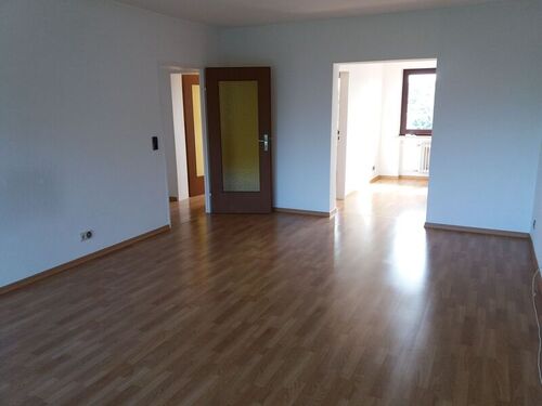 Wohnzimmer - 3- Zimmerwohnung mit 73,00 m² in Lüdenscheid zum Kaufen