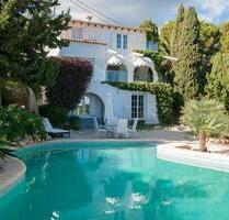 Villa in Calpe - 1.400.000,00&nbsp;EUR Kaufpreis, ca.&nbsp; 187,00&nbsp;m&sup2; in Calpe (PLZ: )