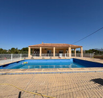 Villa in Molina de Segura - 256.000,00 EUR Kaufpreis, ca.  490,00 m² in Molina de Segura (PLZ: )