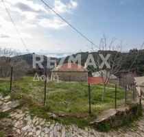 Haus Kaufen, , Milies (Pilio), - ca.  1.025,00 m² in (PLZ: )