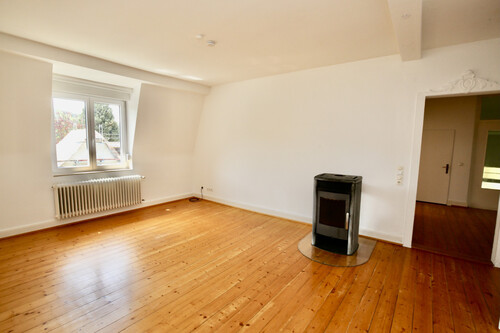Wohnzimmer - 3 Zimmer Dachgeschoßwohnung in Baden-Baden