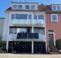 79m² mit 3 Zimmern gut aufgeteilt +EBK + Rollläden +Ost- und Westbalkon +Balkonkraftwerk + Top Lage - Bremen