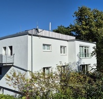 Penthouse-Charakter 4 Zi ETW mit 2 Balkonen und Dachterrasse - Eppstein