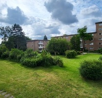 Neuer Preis! sehr große 3,54,5 Zimmer Wohnung mit Balkon in Top-Lage - Erkrath