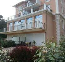Apartment direkt am Strand - 550.000,00 EUR Kaufpreis, 2 Zimmer Appartement - ca.  55,60 m² Wohnfläche in Saint Raphael (PLZ: 83700)
