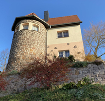 Charme trifft Charakter: Aufwendig saniertes Einfamilienhaus mit Türmchen und Gartenidylle - Meißen