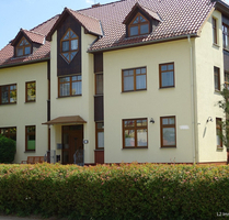 Wohnen und Arbeiten unter einem Dach- großzügiges EFH mit Einliegerwohnung und Arztpraxis - Bischofswerda