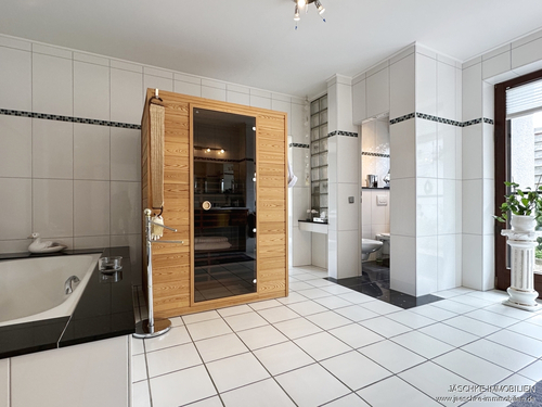 Badezimmer - Einfamilienhaus mit 206,94 m² in Aachen / Schleckheim zum Kaufen