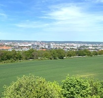 Großzügige 3-Zimmerwohnung mit zwei Balkonen und PKW-Stellplatz in der Tiefgarage! - Dresden