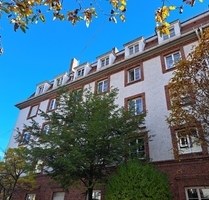 2,5-Zimmer-Wohnung in denkmalgeschütztem Haus in Laim - München