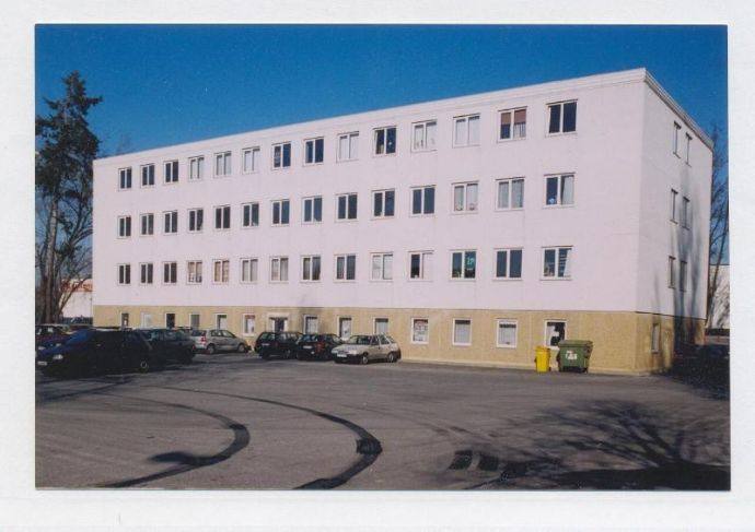 Büroraum - 325,00 EUR Kaltmiete, ca.  65,00 m² in Zittau (PLZ: 02763)