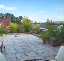 neuwertige Penthousewohnung mit großer Dachterrasse in bevorzugter Lage - Forchheim
