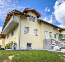 Für den Käufer provisionsfrei! Freistehendes Einfamilienhaus mit viel Platz in sehr ruhiger Lage! - Auerbach