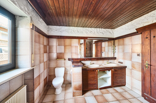 Badezimmer - Einfamilienhaus mit 324,00 m² in Maisach / Gernlinden zum Kaufen