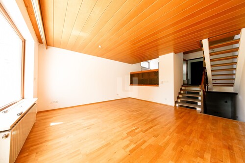 Wohnzimmer - Reihenendhaus mit 126,00 m² in Germering zum Kaufen