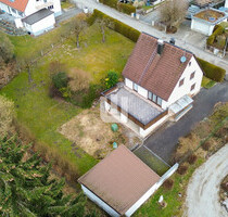 WINDISCH - Großes Baugrundstück mit Altbestand & Baugenehmigung für 4 DHH in Grafrath!