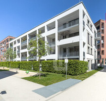 WINDISCH - Modernes Wohnen in bester Lage: Traumhafte 4-Zi.- Wohnung mit EBK und 2 Balkonen - München