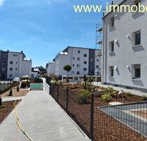 Besondere Möglichkeit: Große 4-Zi-Neubau-Whg WFL ca. 114 m² mit Terrasse und Gartenanteil Energiesparhaus ab 01.03.2026 zu vermieten. - Kemnath Beste Lage