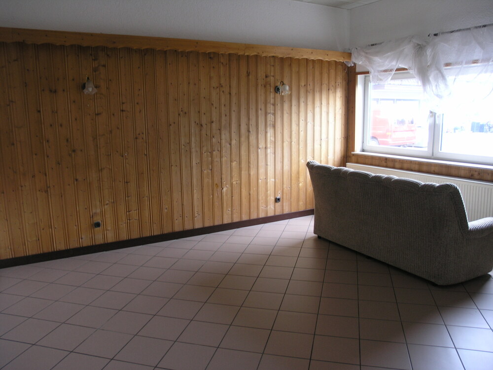 Ortenberg - Gewerbeeinheit bestehend aus 3 Räumen und Toilettenbereich