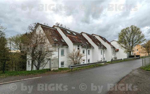 Ansicht1 - BIGKs: Suhl - Nähe Klinikum: 2 Zimmer-Wohnung mit Einbauküche und Balkon (-;)