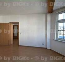 BIGKs - Suhl Mitte: 2 Raumwohnung mit sep.Küche, Bad mit Wanne+Dusche (-;)