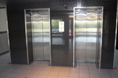 Aufzug - 3 Zimmer Etagenwohnung in Köln