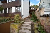 Outdoor Treppenanlage - 8 Zimmer Einfamilienhaus zum Kaufen in Wachenheim an der Weinstraße