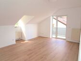 Wohnzimmer - 2 Zimmer Dachgeschoßwohnung zum Kaufen in Vilshofen