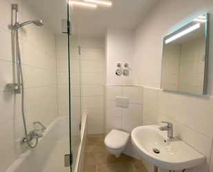 Provisionsfrei* Neu renovierte und vermietete 2 Zimmer Wohnung mit Loggia - Waldkraiburg