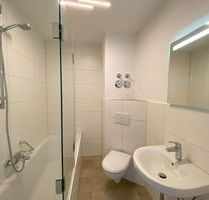 Provisionsfrei* Neu renovierte und vermietete 2 Zimmer Wohnung mit Loggia - Waldkraiburg