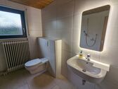 EG barrierefreies Bad / WC - Einfamilienhaus mit 180,00 m² in Tiefenbronn zum Kaufen