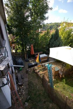 Sonnige Terrasse - Blick vom Balkon aus - Doppelhaushälfte mit 140,00 m² in Heubach zum Kaufen