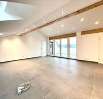 Provisionsfrei* 5 Zimmer Penthouse Wohnung mit zwei Wohnbereichen und Garage - Landshut