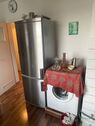 Kühlschrank gehört zur Wohnung - 2 Zimmer Etagenwohnung in Lübeck