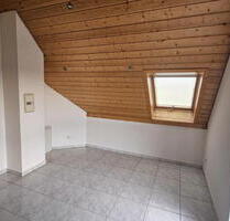 ObjNr:19757 - Sehr gepflegte 3,5 Zi ET-Maisonettewohnung mit Balkon und PkW-Stellplatz in LU-Maudach - Ludwigshafen am Rhein