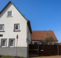 Hofheim: Anpacken angesagt!! 2 Häuser zur Gestaltung und vielseitigen Nutzung