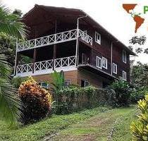 PANAMA: Bezugsfertiges Haus mit großem Grundstück auf dem Festland von Bocas del Toro