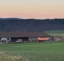 StallLagergebäude sowie Wiese und Acker - Nähe Saalfeld und Rudolstadt - Saalfelder Höhe