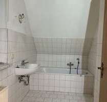 Schnäppchenangebot - Dachgeschosswohnung im Grünen - Unterwellenborn