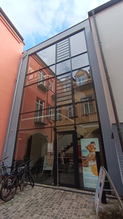 Hinter historischer Fassade - Neubau mit modernen Räumen - Bamberg