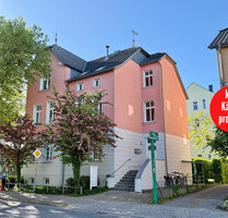 HORN IMMOBILIEN ++ Neubrandenburg, schöne 4-Raum Eigentumswohnung im EG mit Balkon, 2 Parkplätzen und 2 Keller -vermietet-
