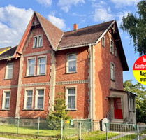 HORN IMMOBILIEN ++ Haus in Neubrandenburg Jahnviertel im Angebotsverfahren zu erwerben