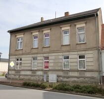 HORN IMMOBILIEN ++ Altentreptow vermietetes Zweifamilienhaus