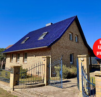 HORN IMMOBILIEN ++ Rossow bei Löcknitz, Einfamilienhaus mit großer Garage