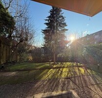 Erdgeschoss - 2 Zimmer - kleiner Garten in Pansdorf